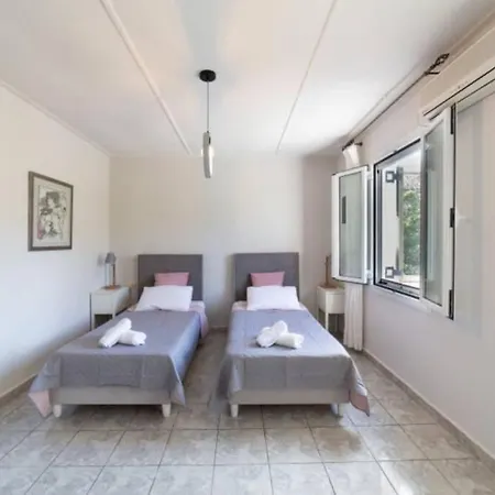 Stathi's Holiday home Divarata