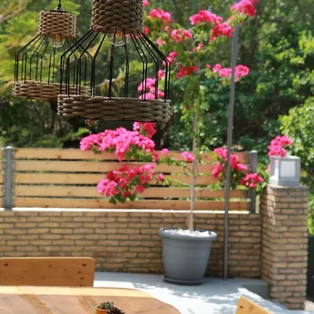 Stathi's Holiday home *
